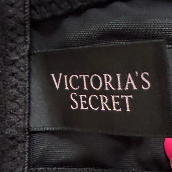 Victoria’s Secret Body By Victoria Black Lace Lined Demi Bra Size 34DD - Picture 8 of 11